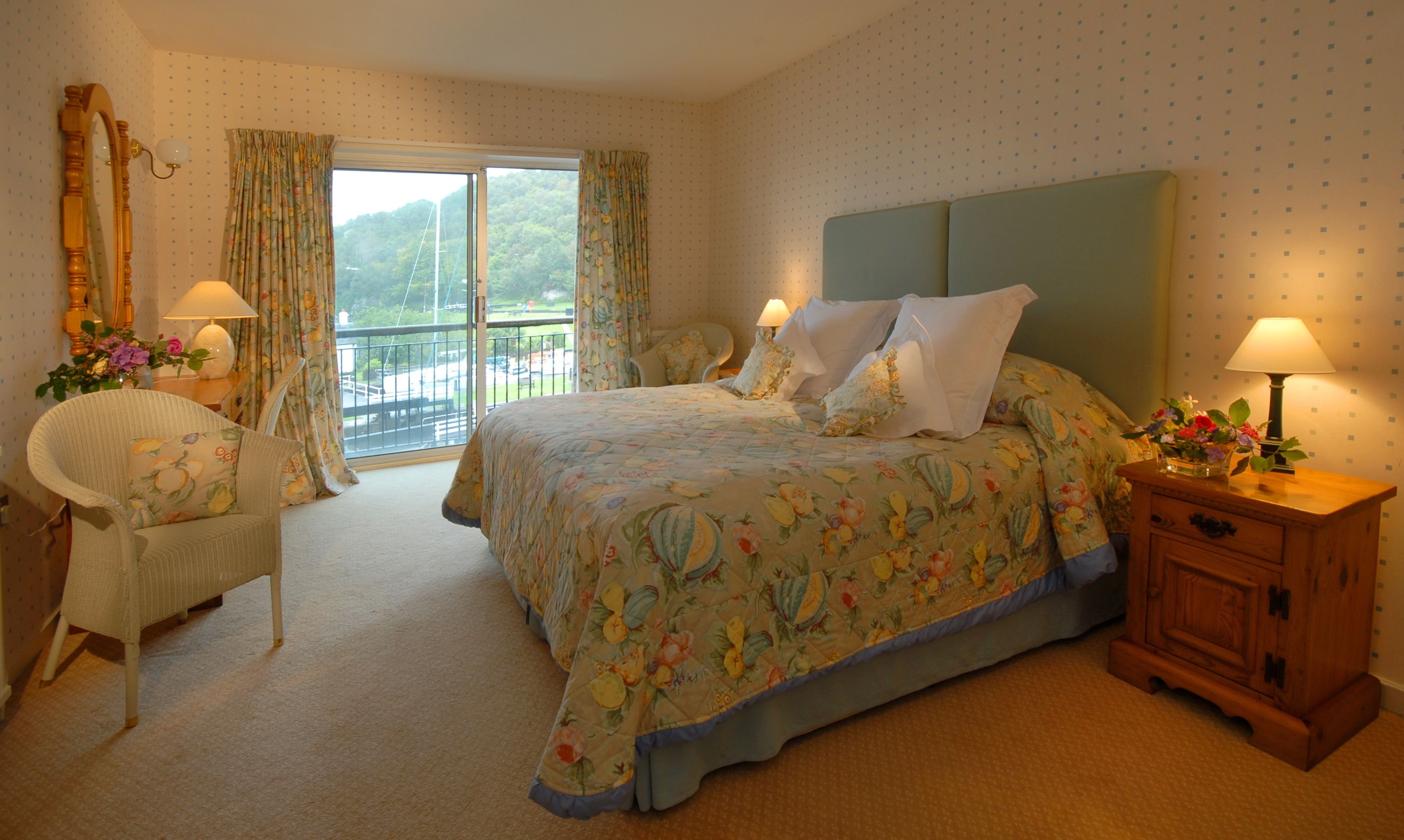 Superior Double or Twin Room | Individually decorated, individually furnished, iron/ironing board