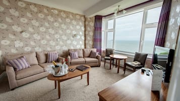 Standard Room | In-room safe, free WiFi, bed sheets