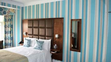 In-room safe, free WiFi, bed sheets