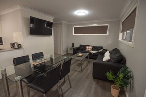 Executive Apartment | Living area