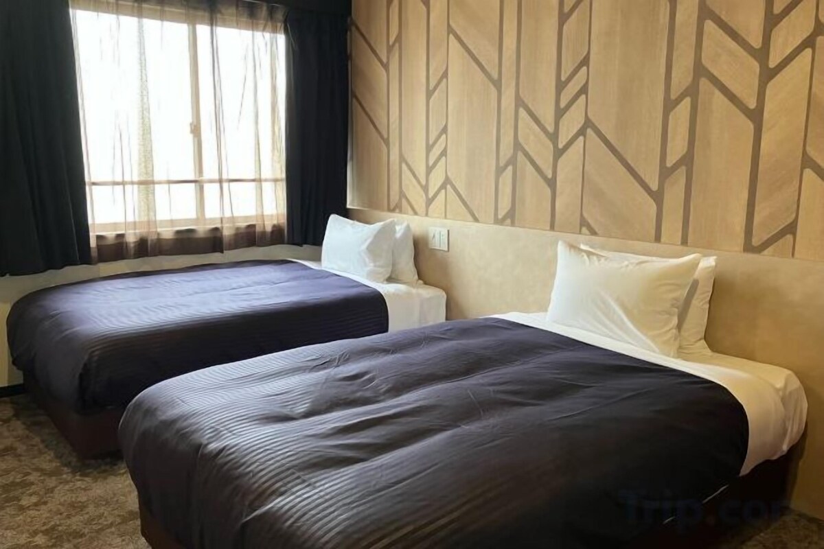 Twin Room Non-Smoking