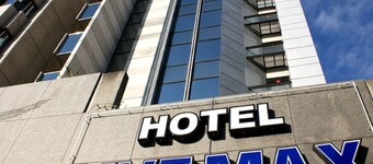 HOTEL LiVEMAX Amagasaki