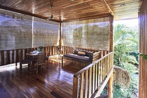House, 2 Queen Beds | Terrace/patio