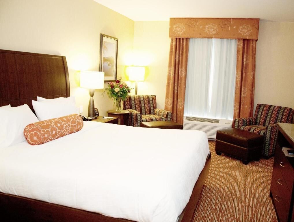 In-room safe, desk, iron/ironing board, free cribs/infant beds