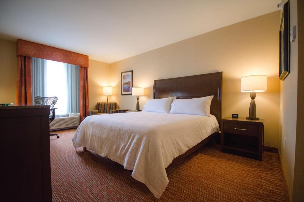 In-room safe, desk, iron/ironing board, free cribs/infant beds