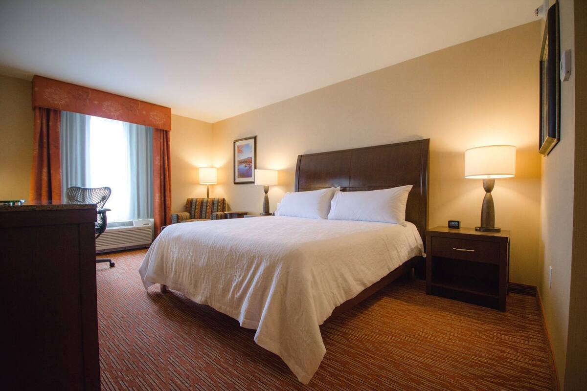 In-room safe, desk, iron/ironing board, free cribs/infant beds