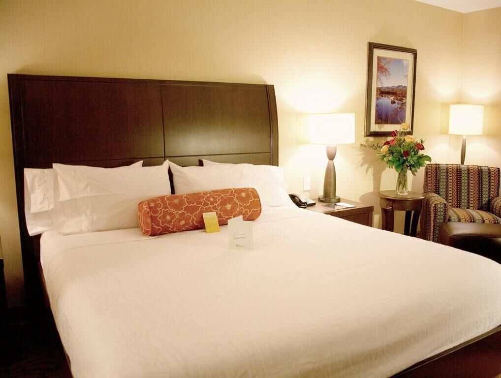 In-room safe, desk, iron/ironing board, free cribs/infant beds
