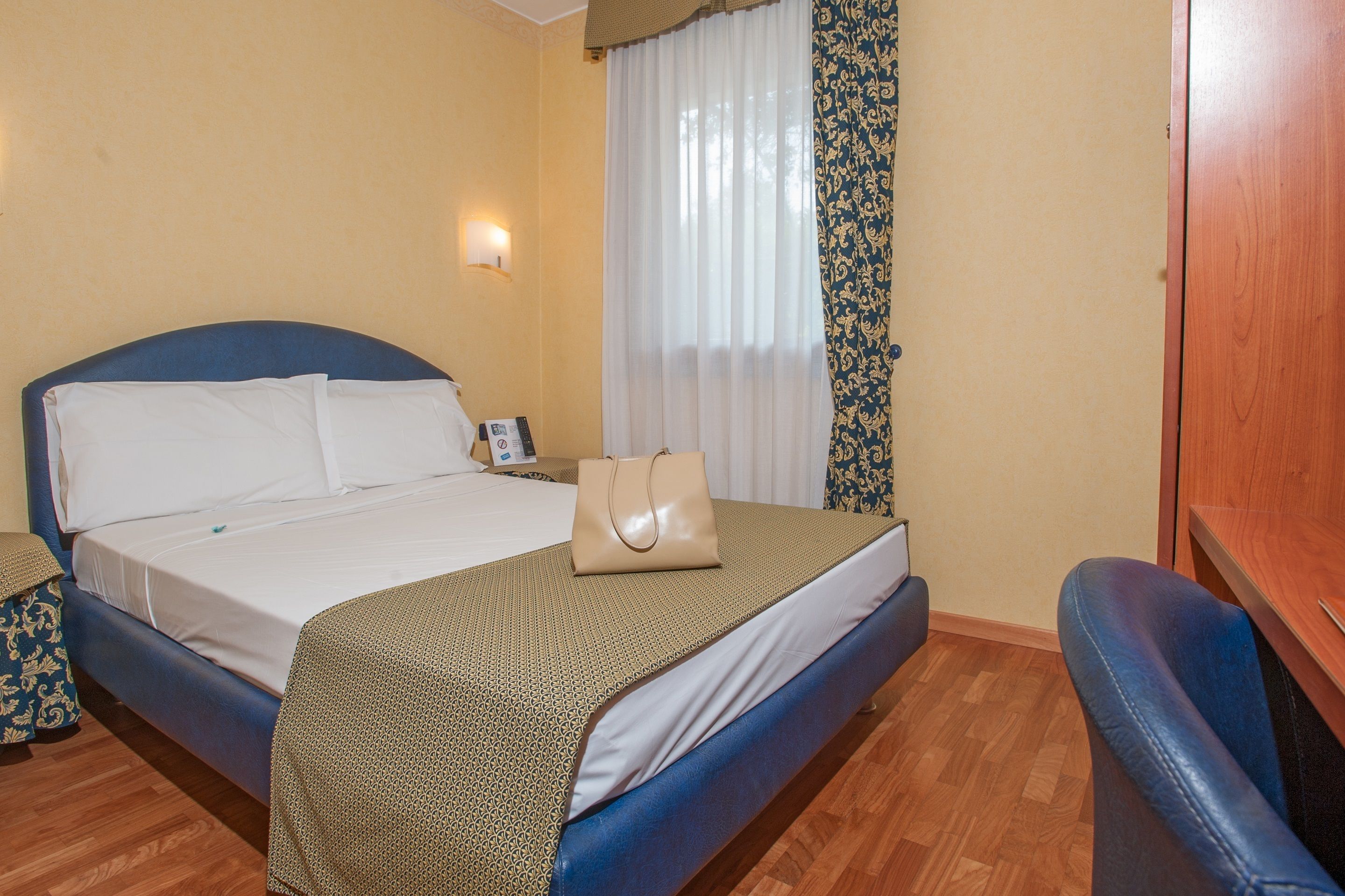 1 bedroom, minibar, in-room safe, desk