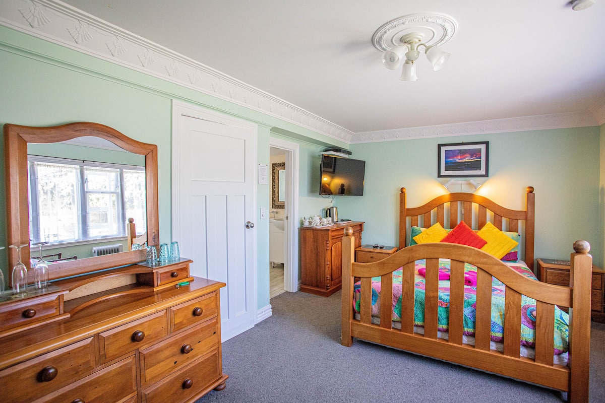 Superior Room, 2 Beds with Ensuite | Premium bedding, Select Comfort beds, individually decorated