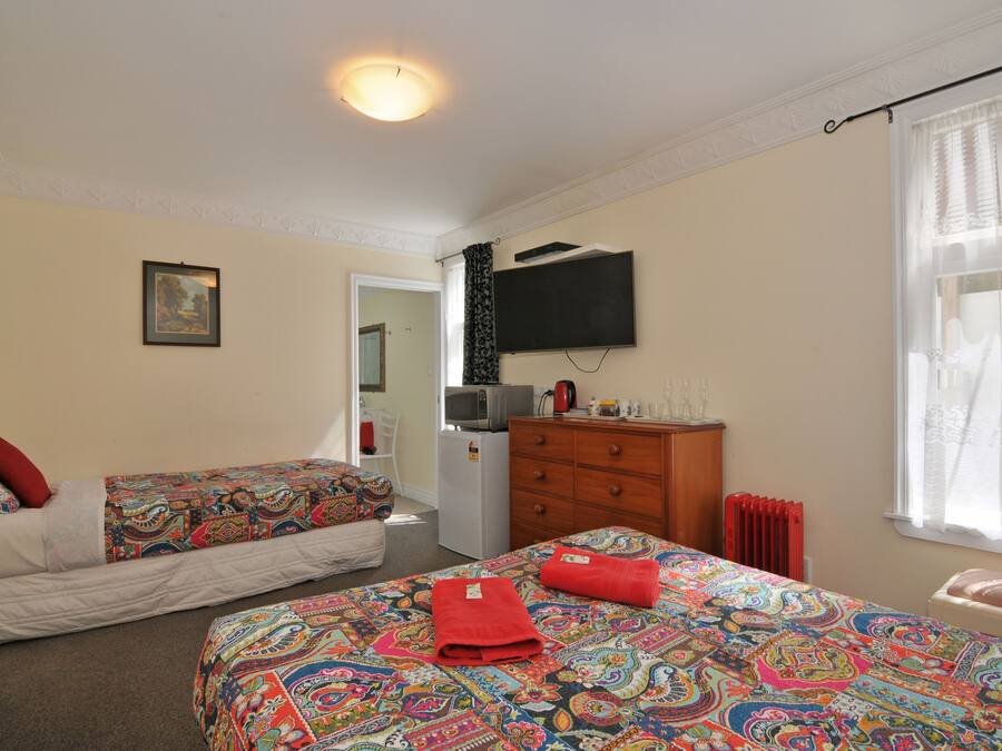 Chambre Supérieure, salle de bains attenante (2 Beds) | Literie de qualité supérieure, matelas Select Comfort