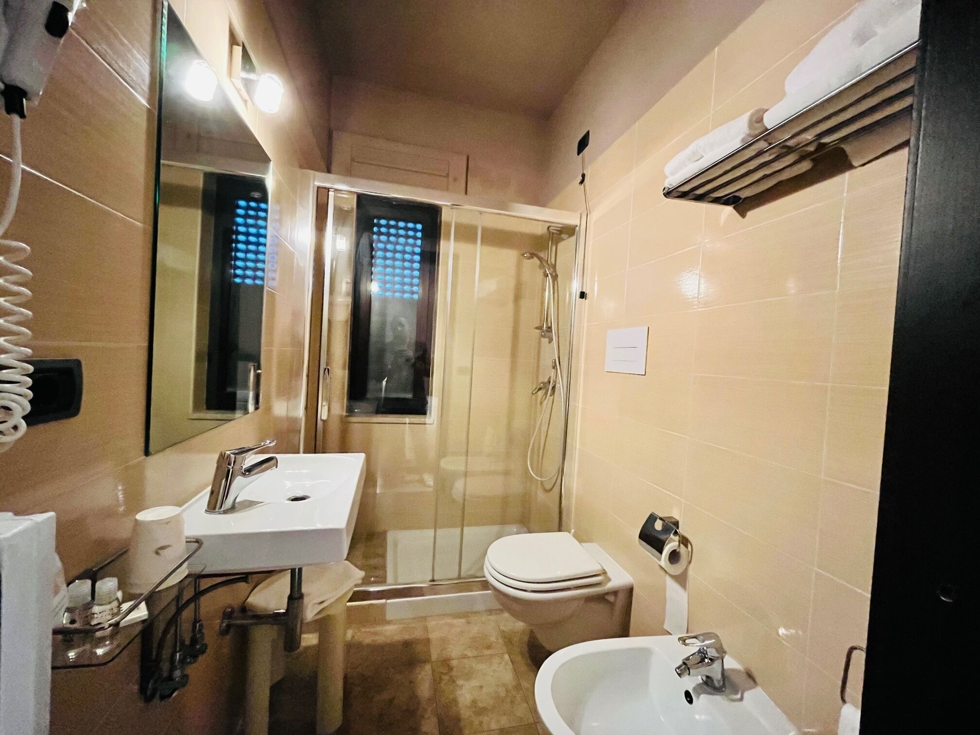 double or twin room | bathroom | free toiletries, hair dryer, slippers, bidet