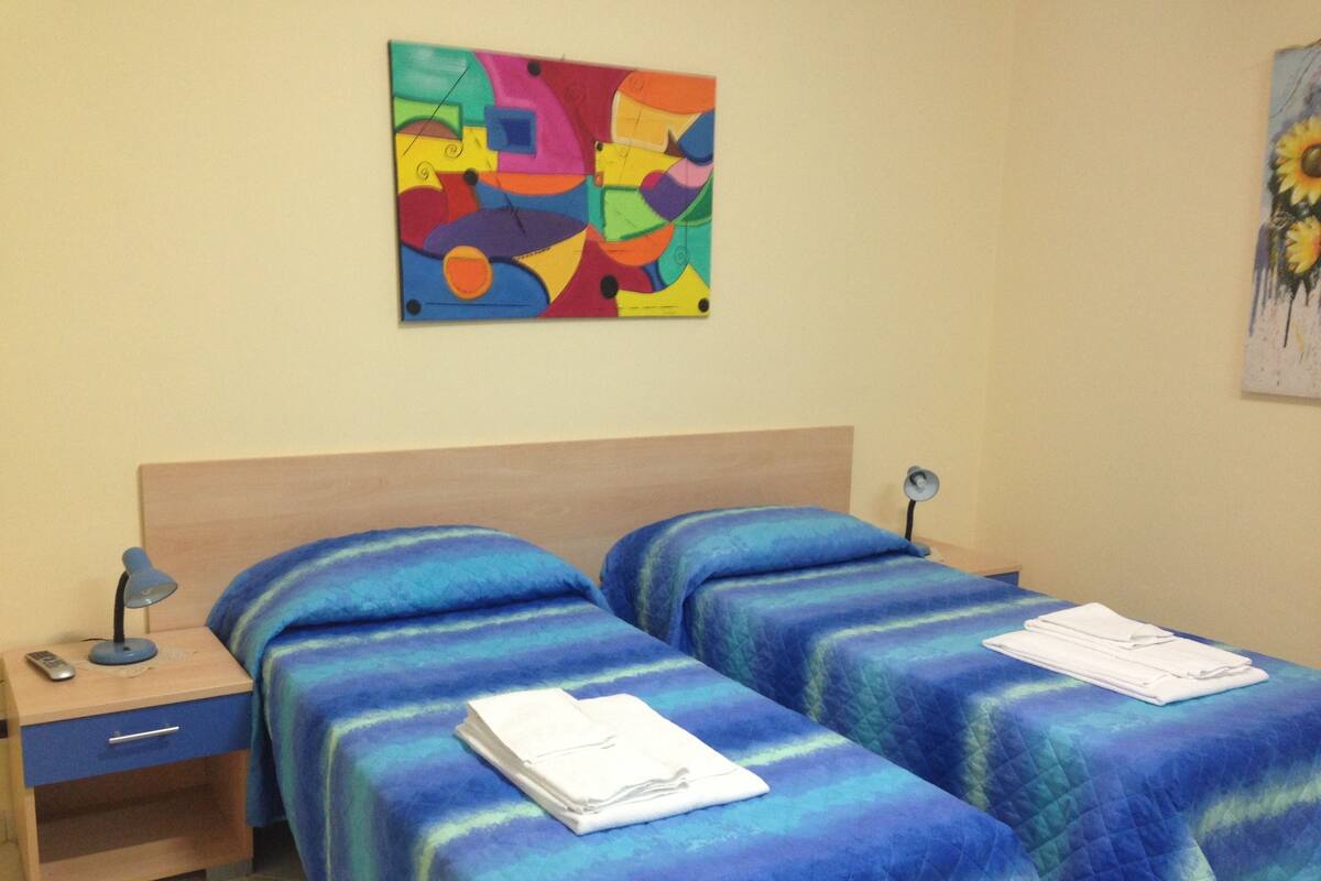 Basic Double Room, Private Bathroom | Premium bedding, down comforters, individually furnished, desk
