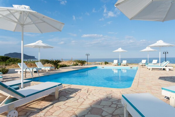 Individually decorated, individually furnished, desk, laptop workspace - Venti Seaside Adult Hotel (Monemvasia)