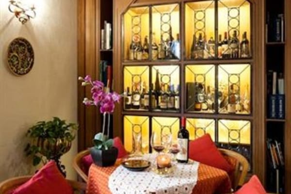 Bar (in der Unterkunft)