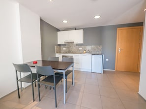 1 bedroom, cots/infant beds, WiFi - Apartaments AR Niu D'or (Lloret de Mar)