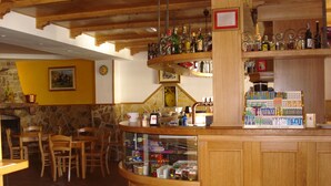 Bar (in der Unterkunft)
