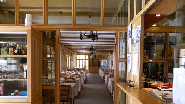 Breakfast, lunch and dinner served  - Hotel Vallefura (Pescocostanzo)