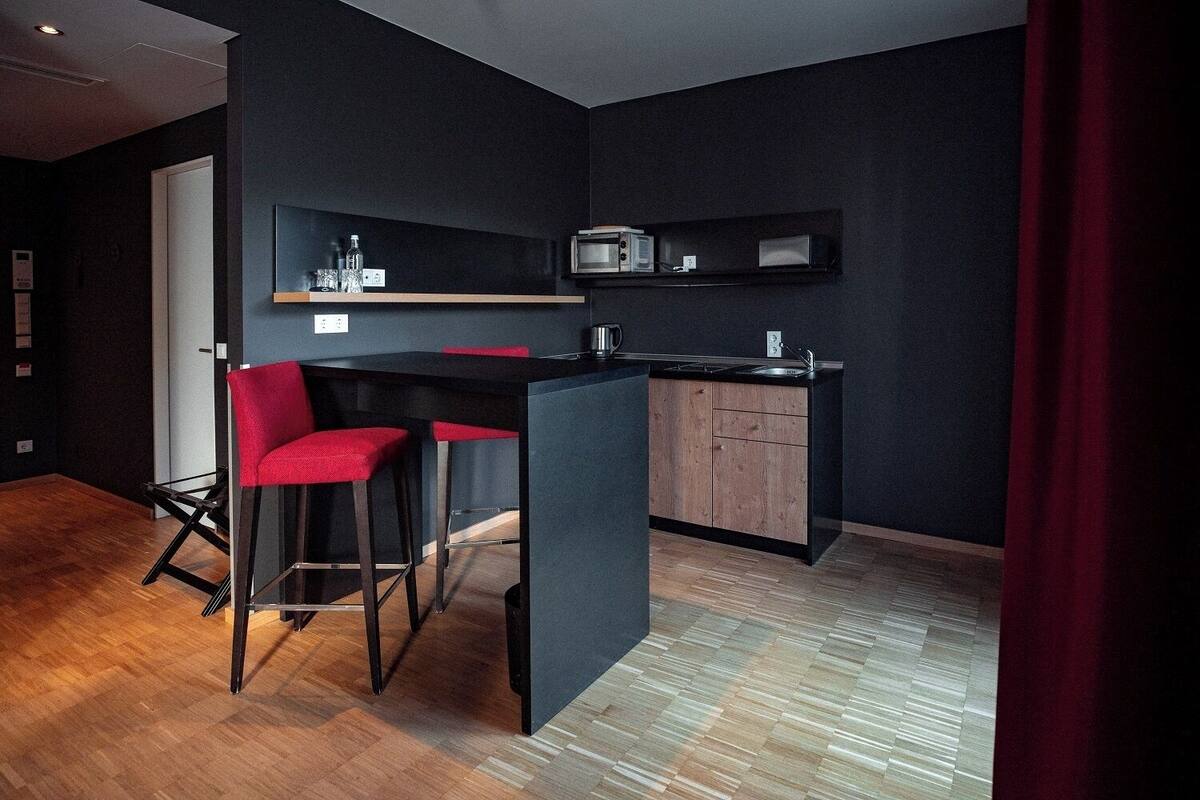 loft | 1 bedroom, premium bedding, minibar, in-room safe