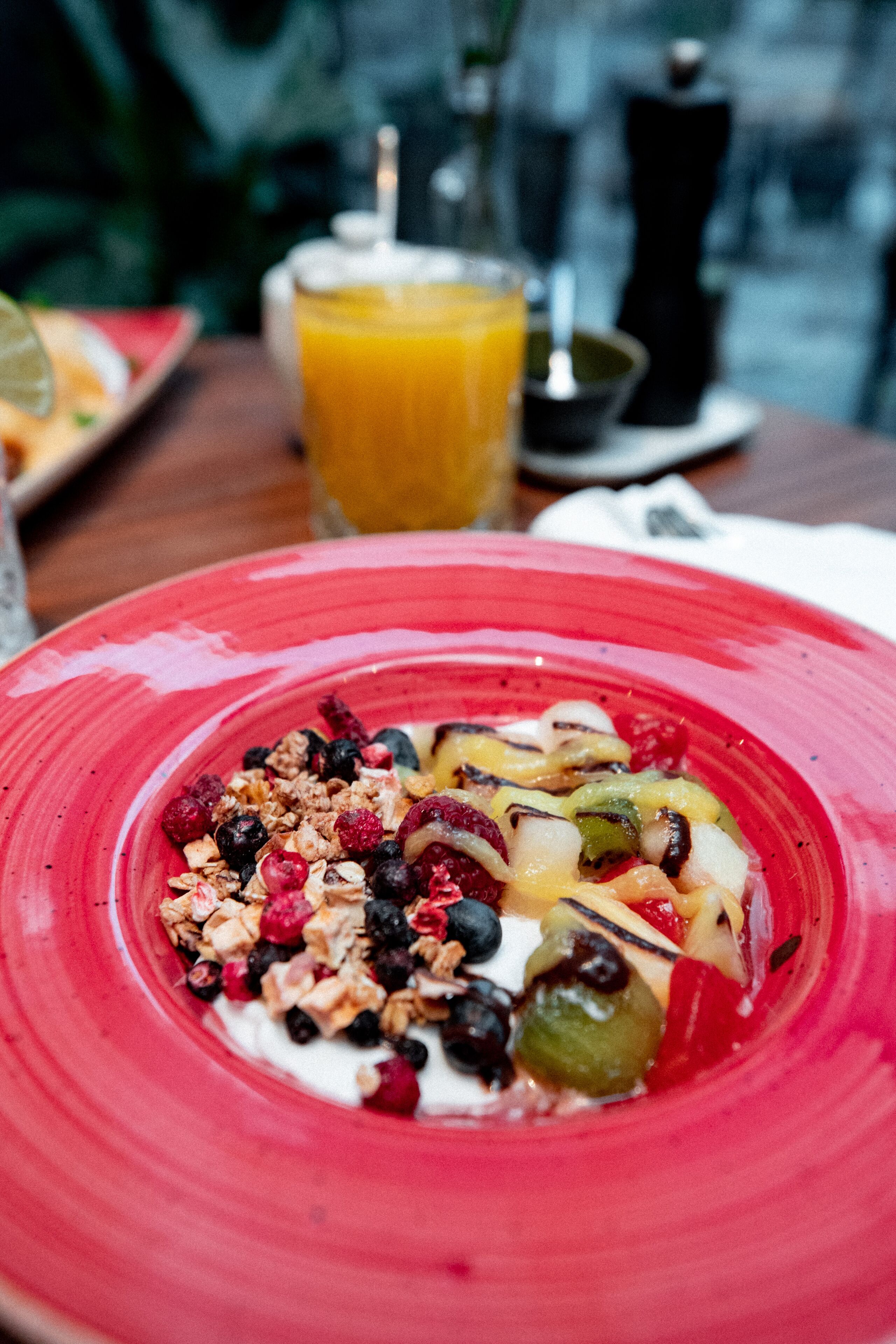 daily buffet breakfast (eur 28 per person)