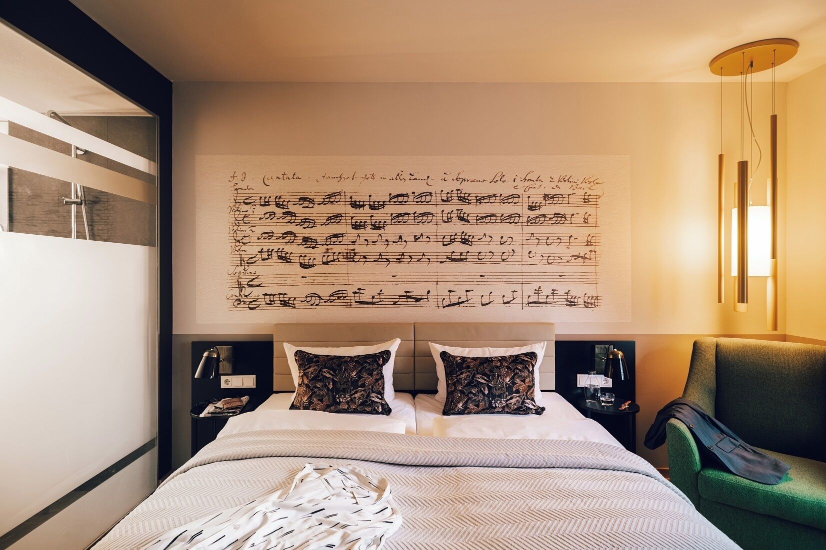 1 bedroom, premium bedding, minibar, in-room safe