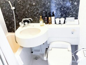 1 bedroom, desk, iron/ironing board, free WiFi - HOTEL LiVEMAX Sagamihara (Sagamihara)
