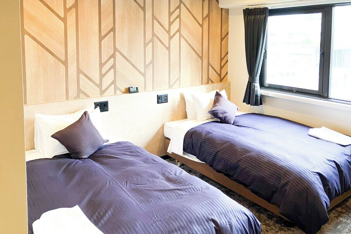 1 kamar tidur, meja kerja, setrika/meja setrika, dan Wi-Fi gratis