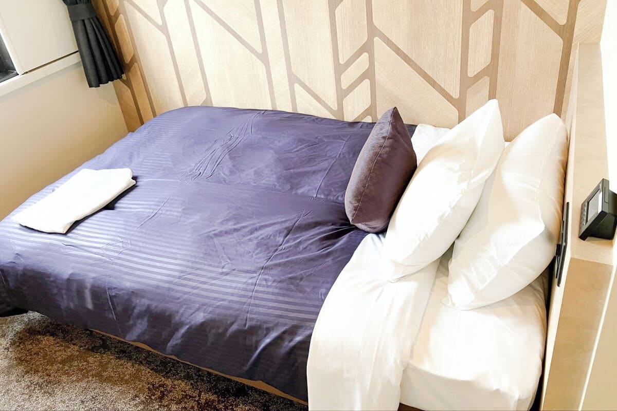 1 kamar tidur, meja kerja, setrika/meja setrika, dan Wi-Fi gratis