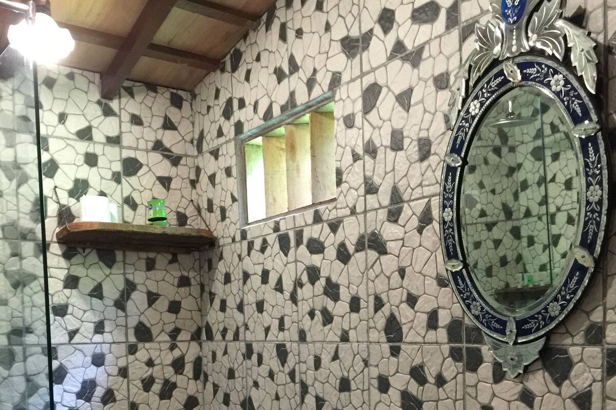 jasmine, 2 bedroom villa | individually decorated, individually furnished, desk, free wifi