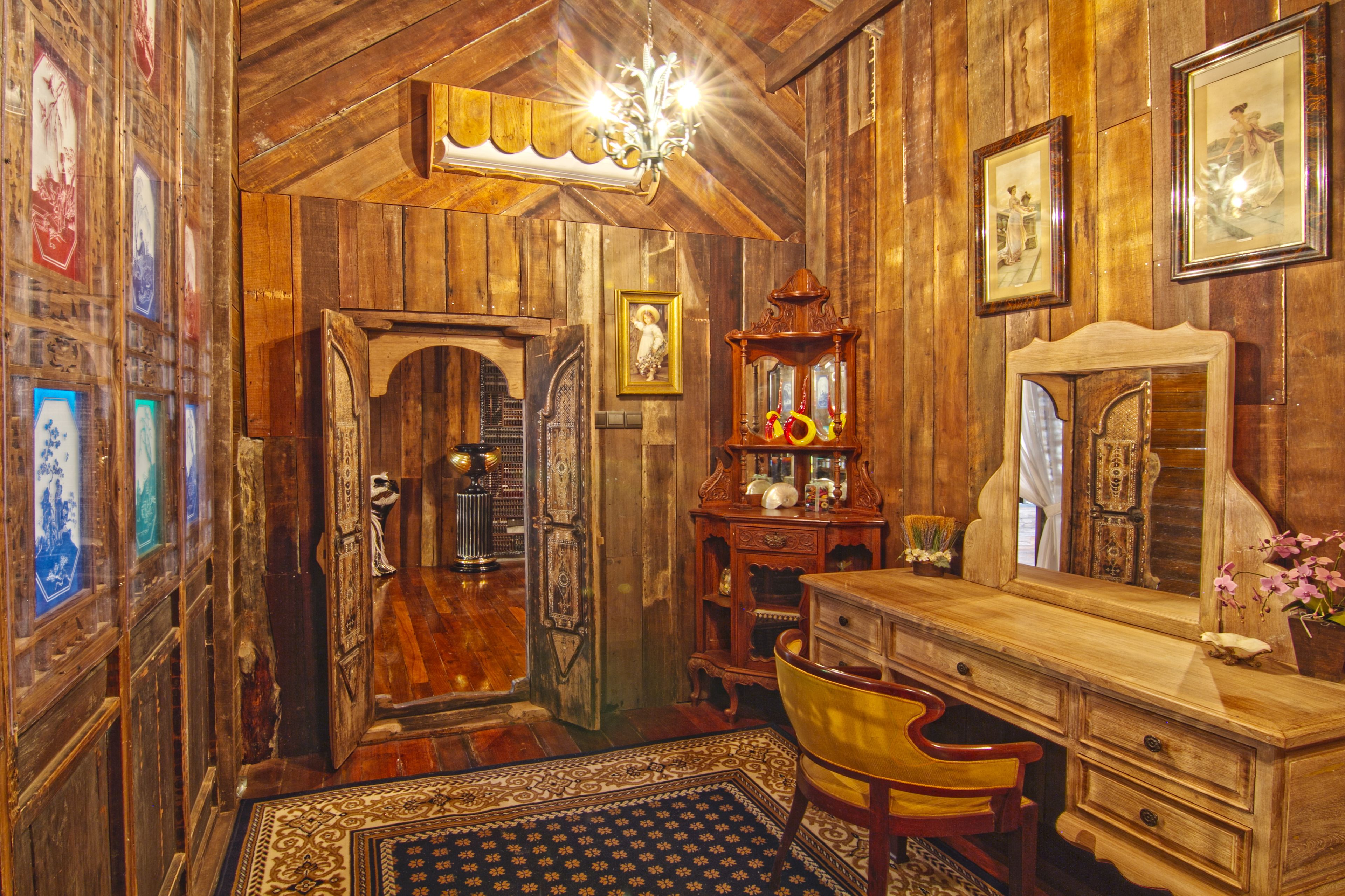 melor, 2 bedroom villa | individually decorated, individually furnished, desk, free wifi