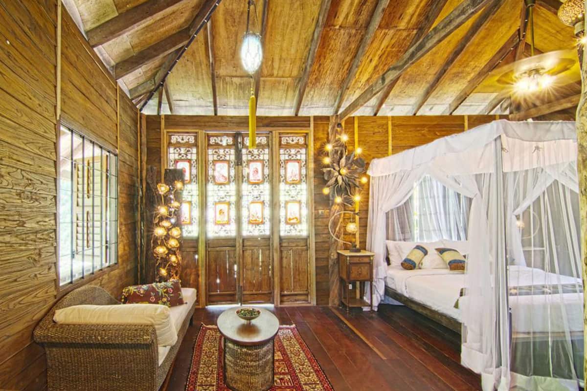 individually decorated, individually furnished, desk, free wifi