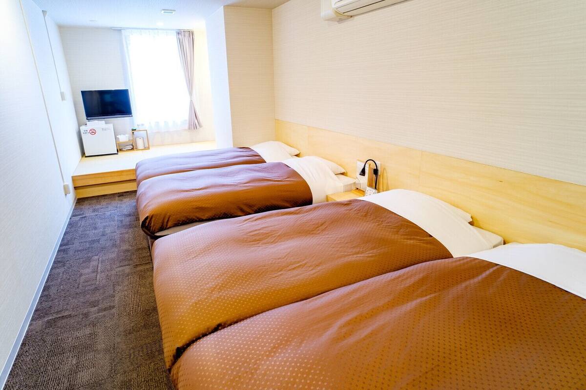 Premium bedding, down duvets, in-room safe, desk