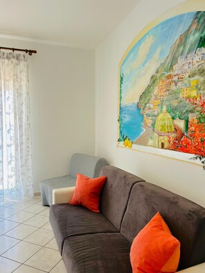 Comfort Apartment, Balcony, Sea View (3 persone) | Living area
