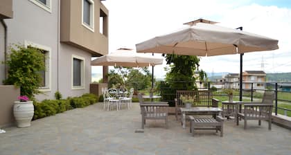 Ellopia Point Hotel