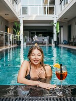 Seasonal outdoor pool, open 7:30 AM to 7:00 PM, free cabanas