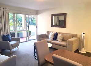 Apartment, 2 Bedrooms | Desk, soundproofing, iron/ironing board, free cribs/infant beds - Tuscana Motor Lodge (Christchurch)