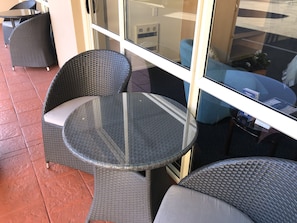 Studio, 1 Queen Bed | Terrace/patio - Tuscana Motor Lodge (Christchurch)