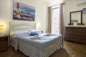 Superior Double Room, Private Bathroom (Duomo view) | Minibar, in-room safe, individually furnished, iron/ironing board - Guest House Bel Duomo (Florence)