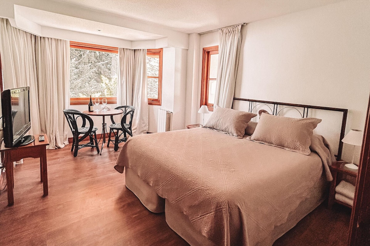 Premium bedding, minibar, in-room safe, blackout curtains