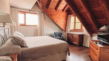 Superior Quadruple Room, Kitchenette | Premium bedding, minibar, in-room safe, blackout curtains