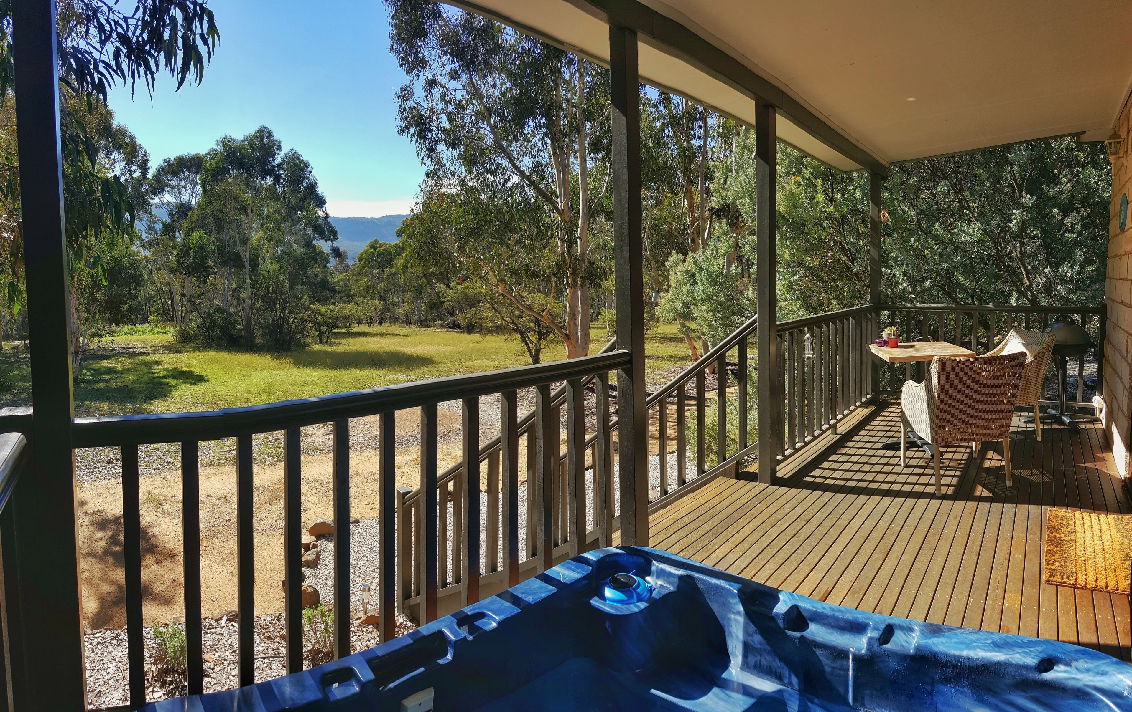 Luxury-Ferienhaus, Whirlpool, Bergblick | Terrasse/Patio