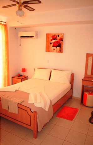 Soundproofing, free WiFi - Mare Bed & Breakfast Hotel (Himarë)