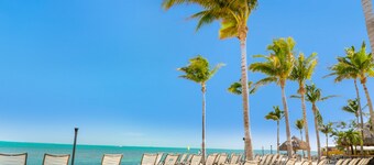 嘉年華奇房車度假村