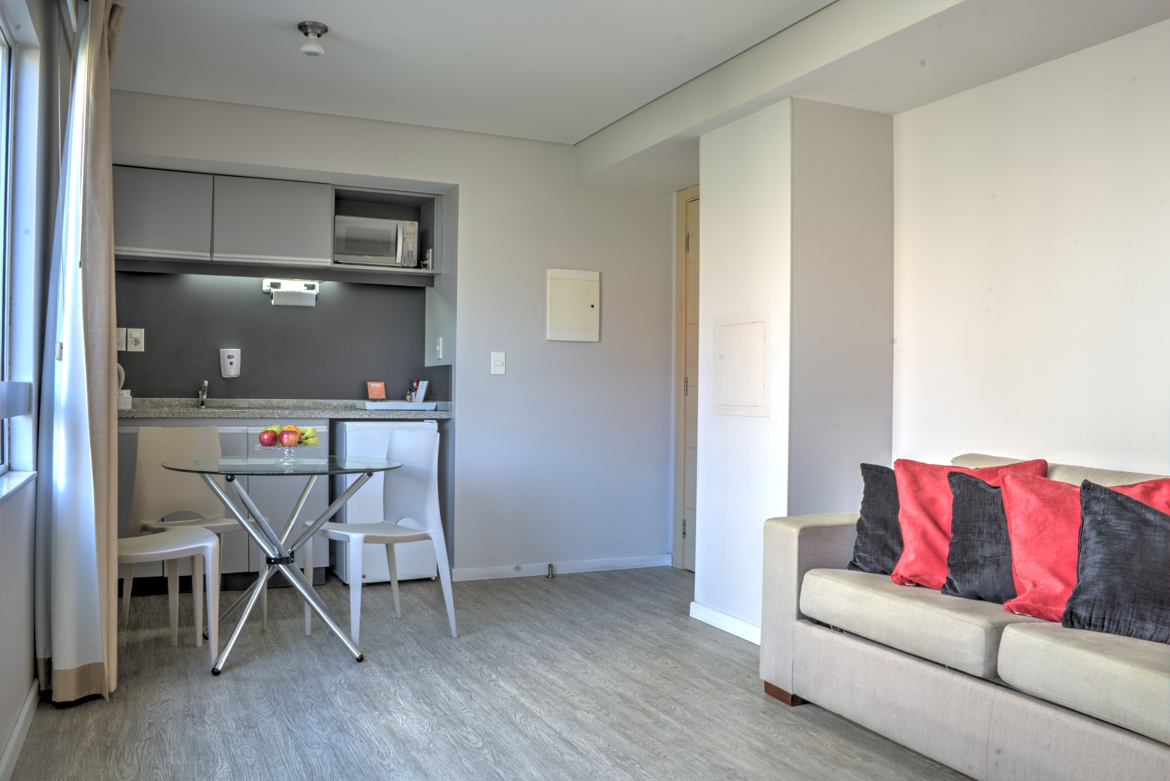 32-inch led tv with cable channels, tv