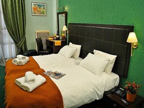 Chambre Standard Double ou avec lits jumeaux