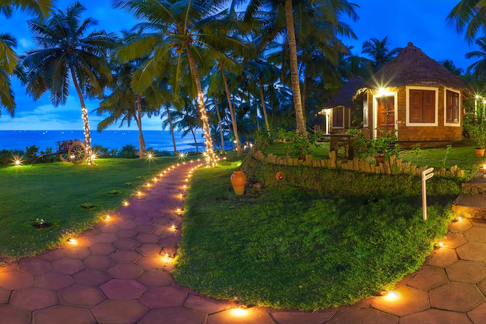Soma Manaltheeram Ayurveda Beach Village
