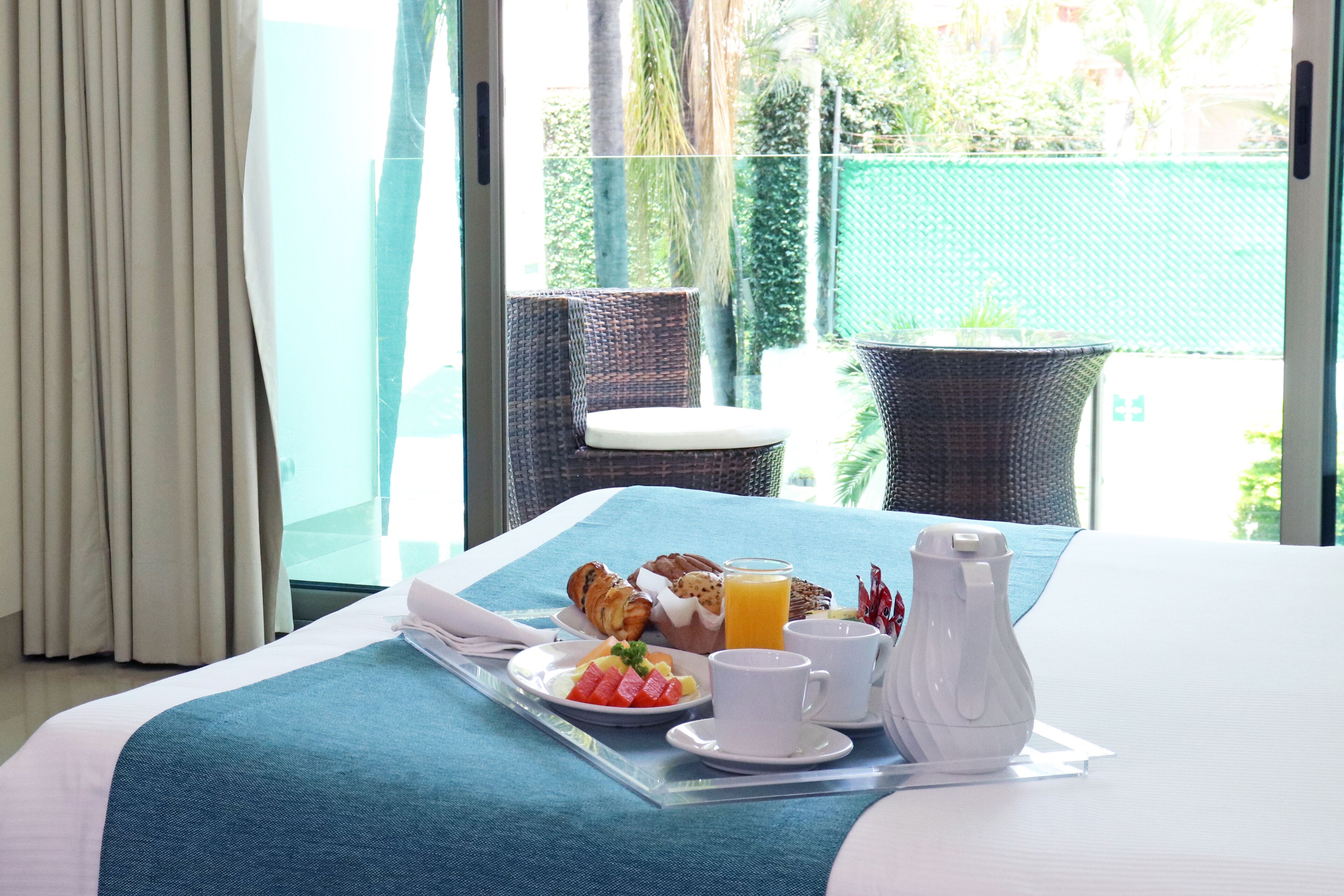 superior double room, non smoking, balcony | 1 bedroom, in-room safe, blackout curtains, free wifi