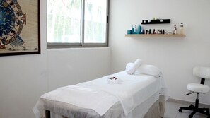 Soins corporels, gommages corporels, soins du visage