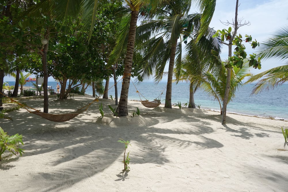 Slam's Garden Dive Resort