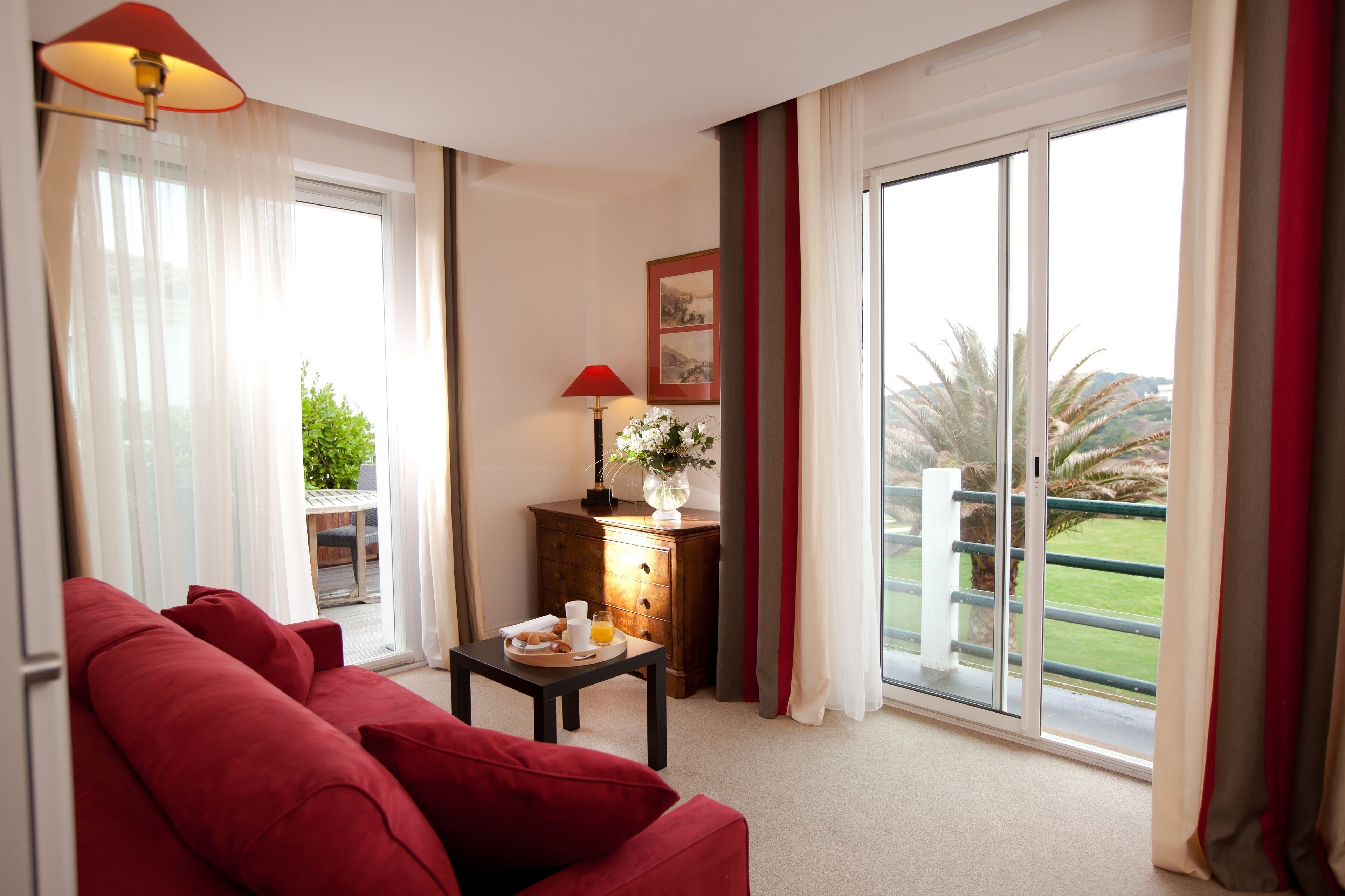 suite, partial sea view | living room | 22-inch flat-screen tv with digital channels, tv