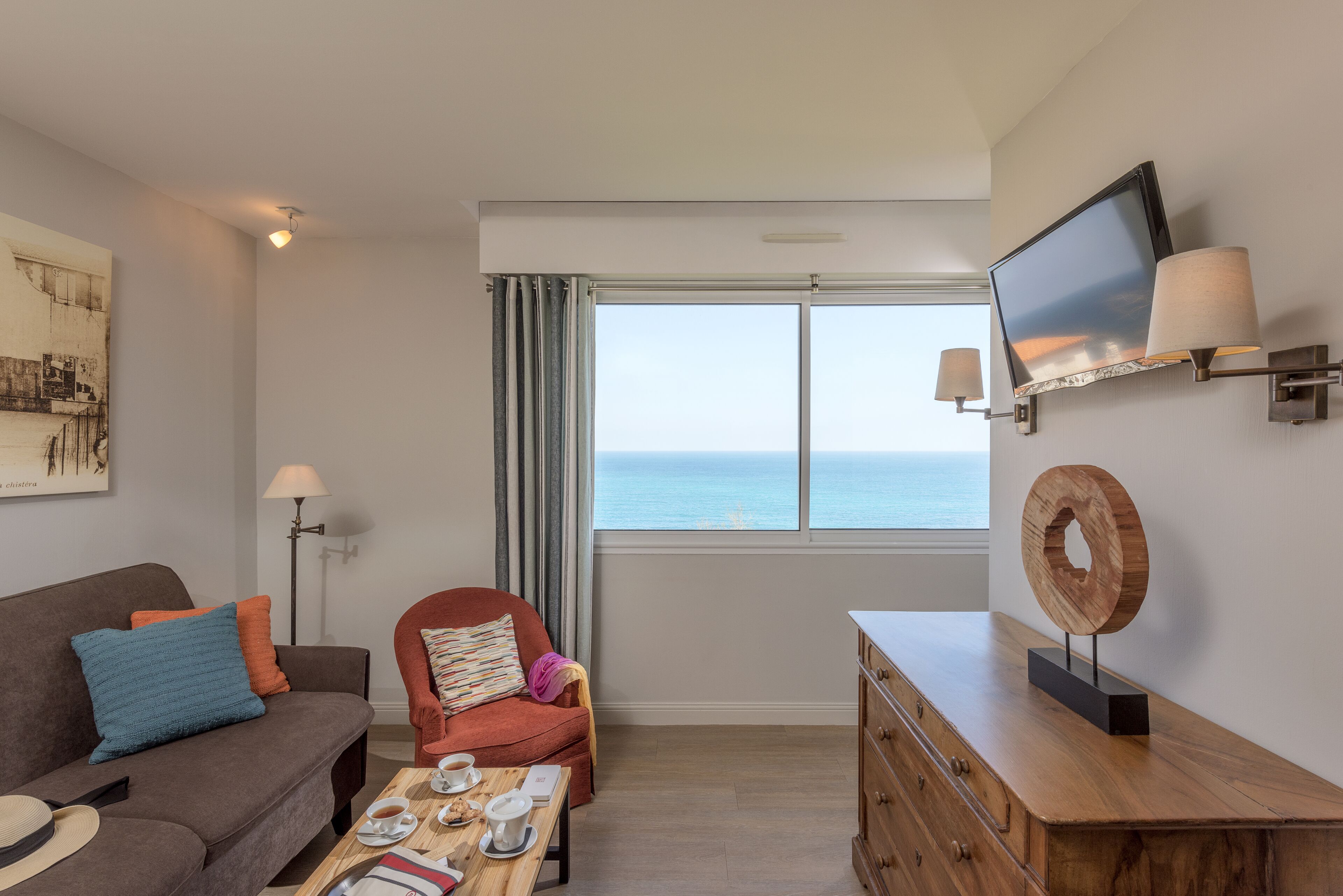 suite, partial sea view | living room | 22-inch flat-screen tv with digital channels, tv